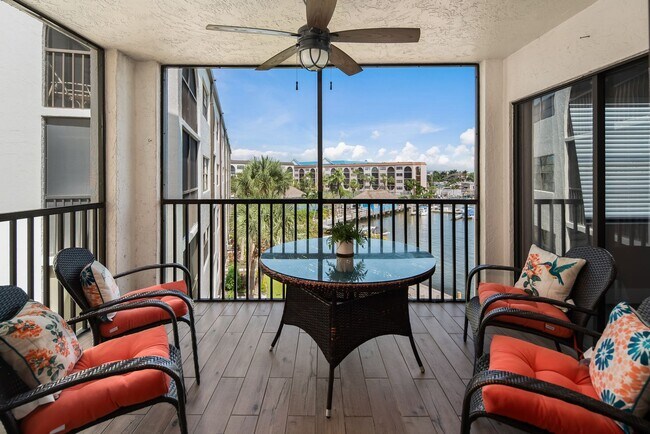 Building Photo - Beautiful 2 Bedroom with a Bay View-Anglers Cove-AVAILABLE FOR ANNUAL TENANT- May 1-2026