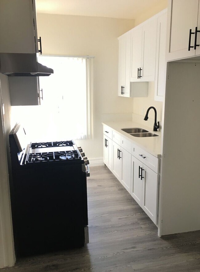 Interior Photo - mon5233