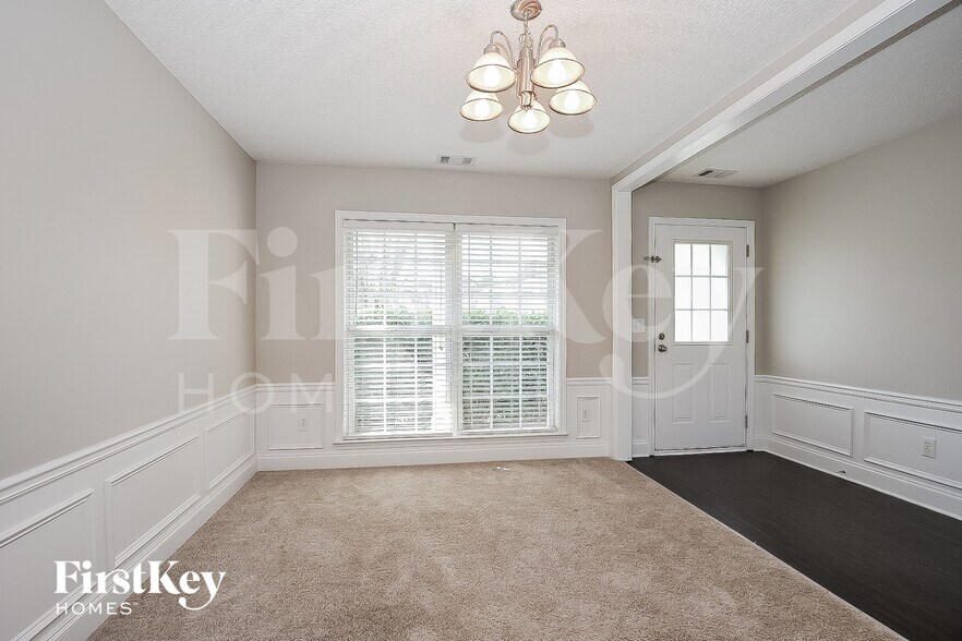 Building Photo - 1020 Dunedin Trail