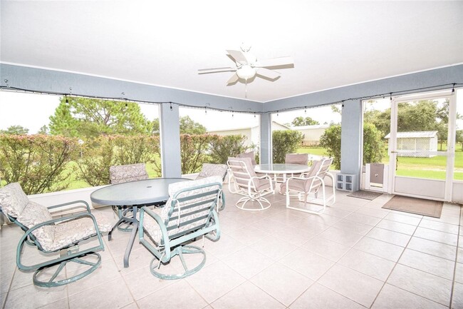 Building Photo - farm home