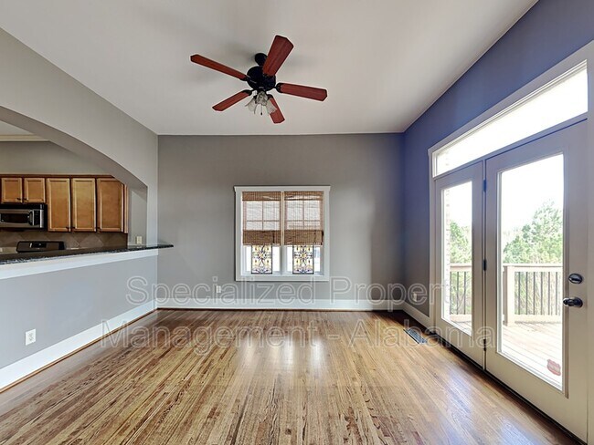 Building Photo - 2088 Eagle Ridge Dr
