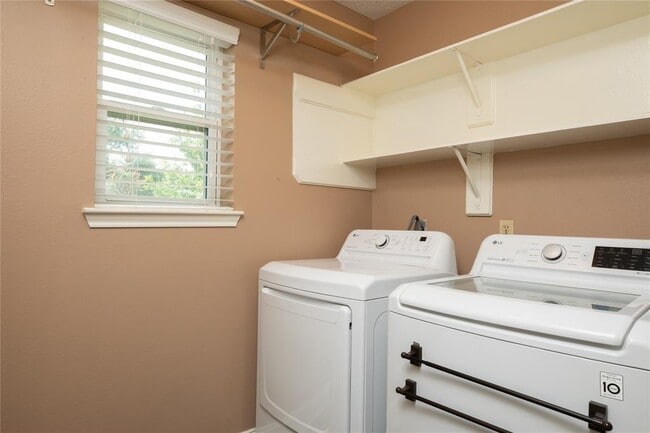 Building Photo - 4203 Bentley Dr