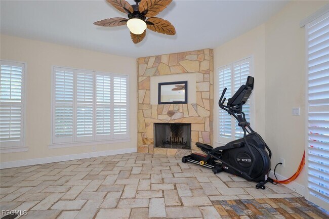 Building Photo - 109 Montrose Dr