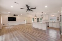 Building Photo - 1816 Gippy Ln