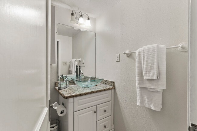 Building Photo - 5805 Vickery Blvd