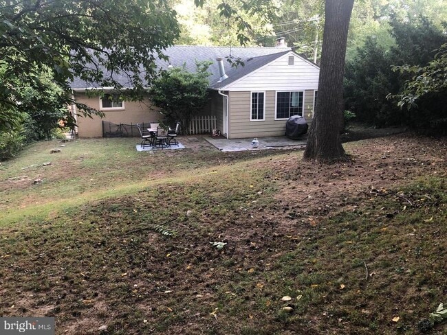 Building Photo - 3528 Military Rd