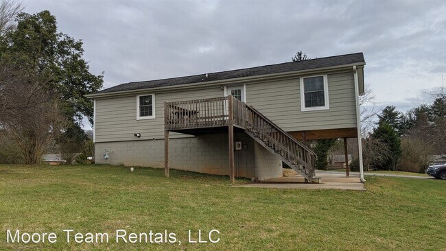 Building Photo - 1 br, 1 bath House - 114 Bumont Drive