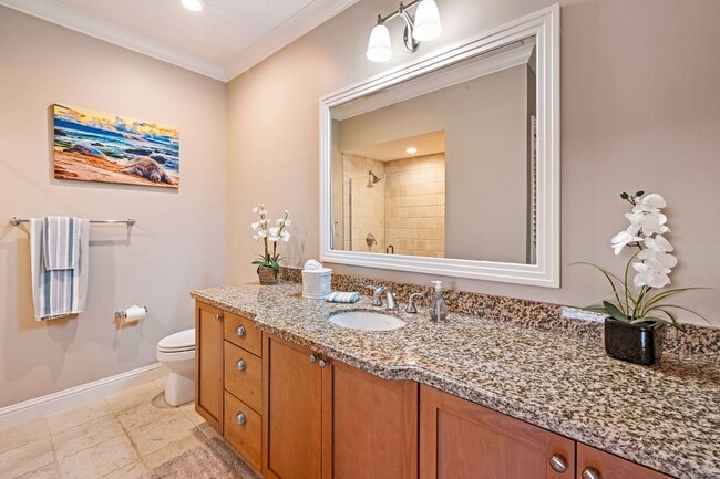 Building Photo - 3-bedroom, 2.5-bath unit | Kai Malu