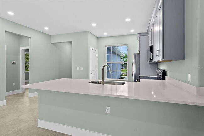 Building Photo - 13 Karas Trail