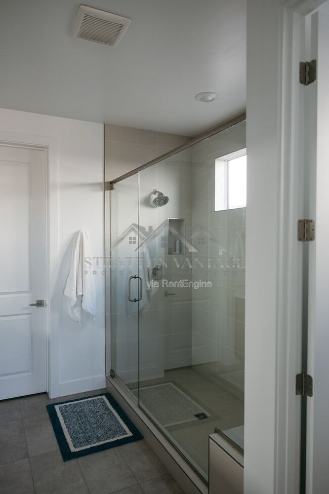 Building Photo - 10262 E Utah Ave