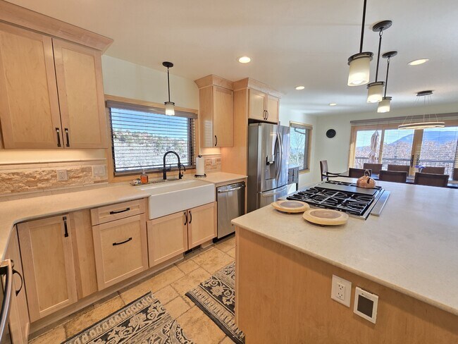 Building Photo - 4055 Sleeping Indian Ln