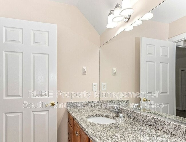 Building Photo - 106 Walden Ridge Way