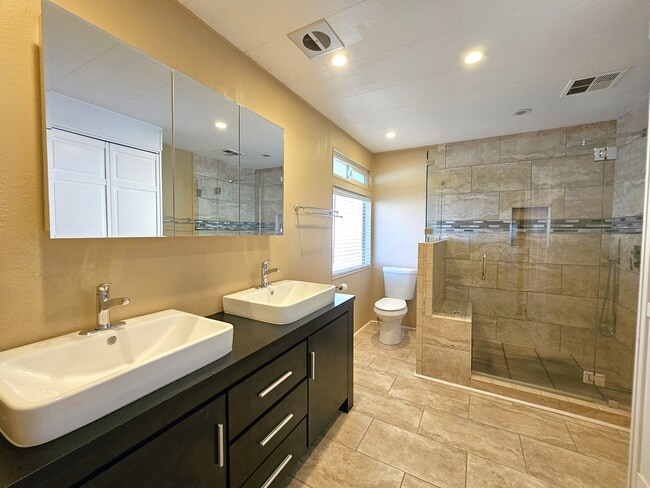 Building Photo - 30660 Palmetto Palm Ave