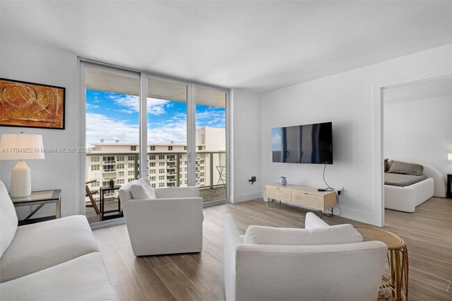 Building Photo - 5701 Collins Ave