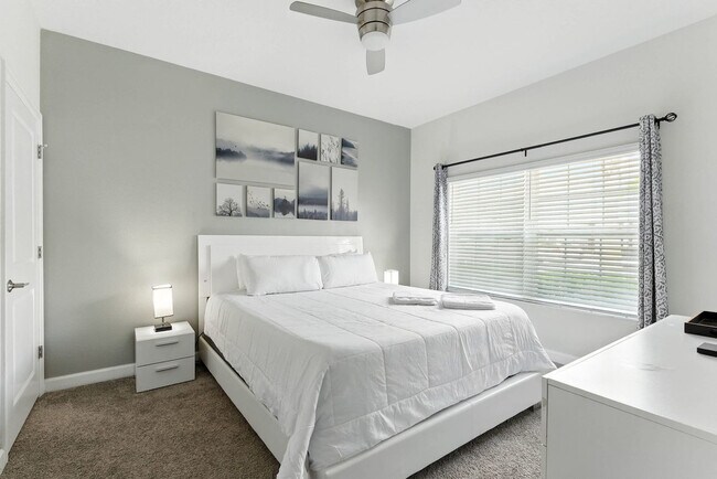 Building Photo - 4832 Dedication St