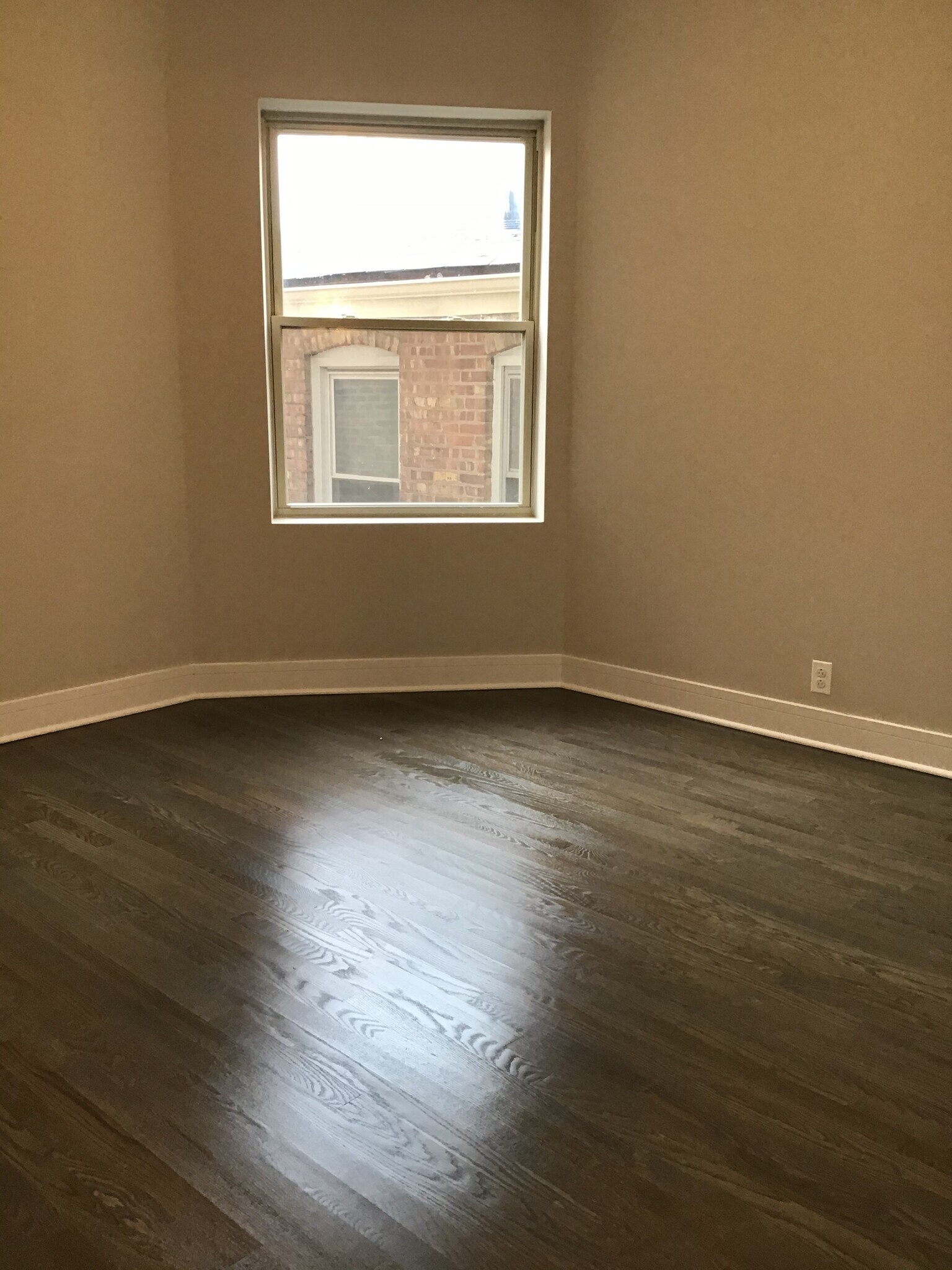 Building Photo - 8048 S Marshfield Ave