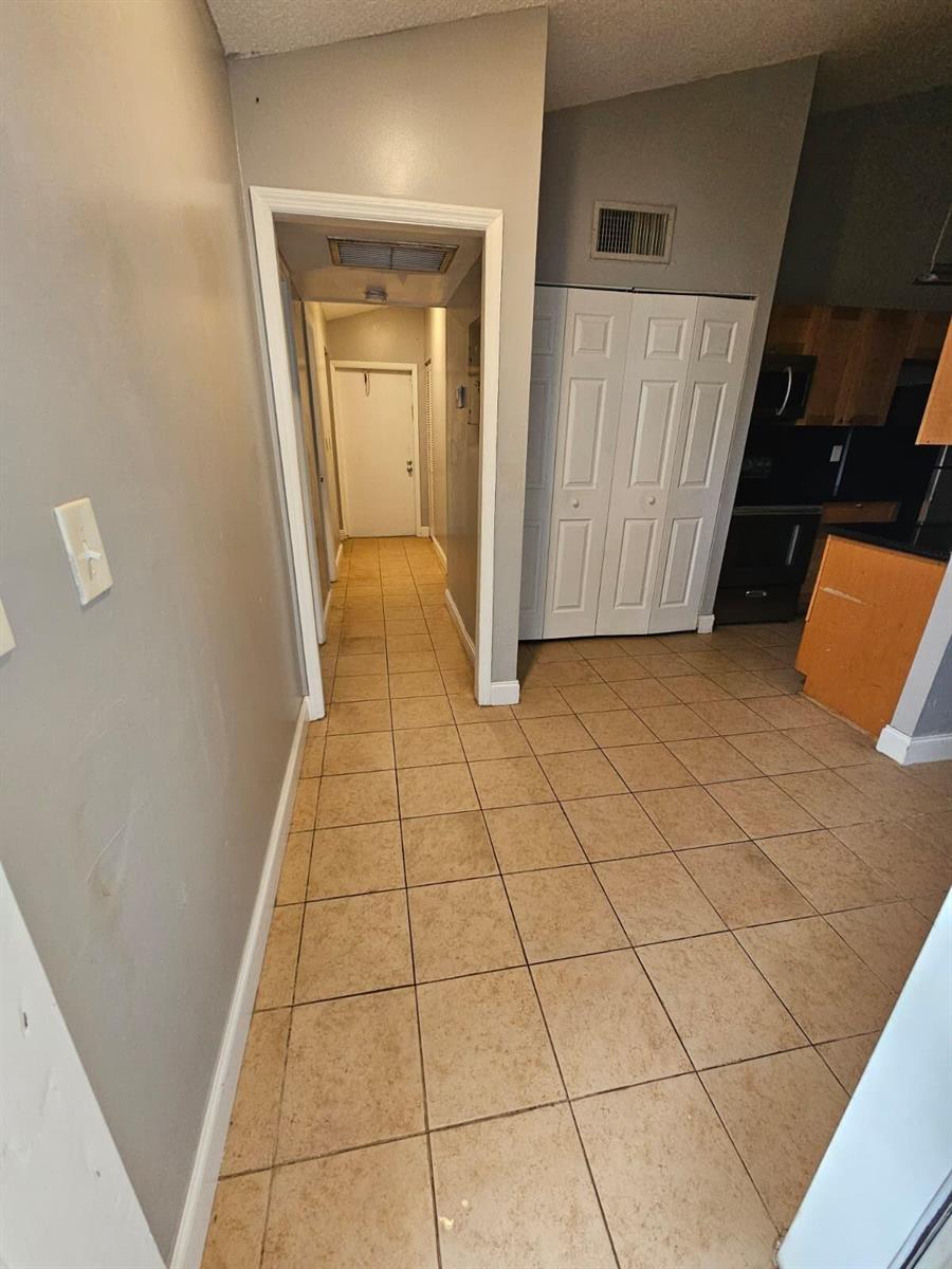 Building Photo - 4552 NW 185th St