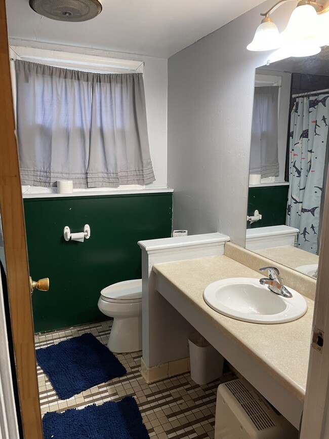 Building Photo - 1135 Beech St