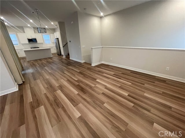 Building Photo - 1103 W Cara Dr