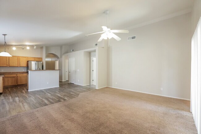 Building Photo - 5324 S 29th Ln