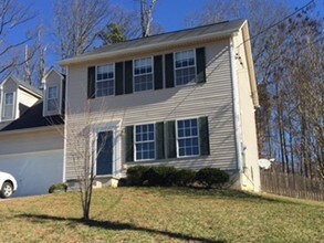 Building Photo - 8212 Tangle Grove Ln