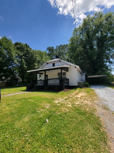 Primary Photo - 306 E Florida St