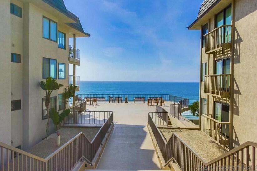 Building Photo - 763 Pacific Surf Dr
