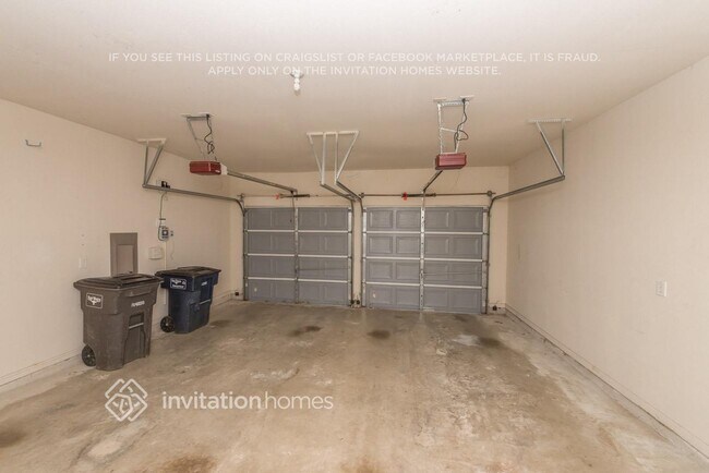 Building Photo - 9200 Farmer Dr