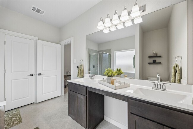Building Photo - 23601 Zinfandel Dr