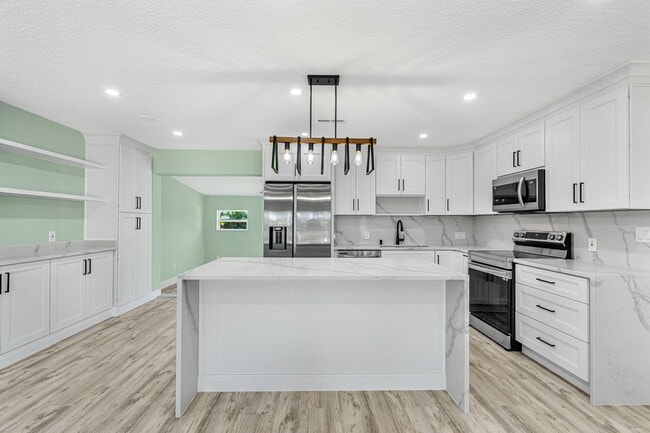 Building Photo - 406 Laurel St