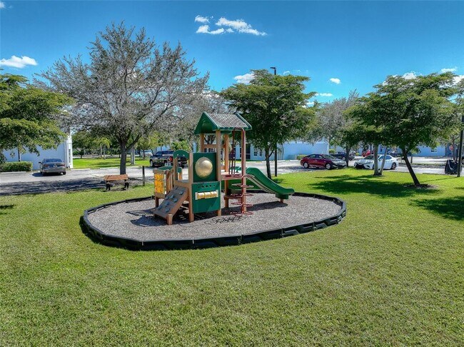 Building Photo - 8380 Bernwood Cove Loop