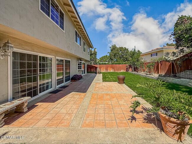 Building Photo - 1646 Swansea Pl