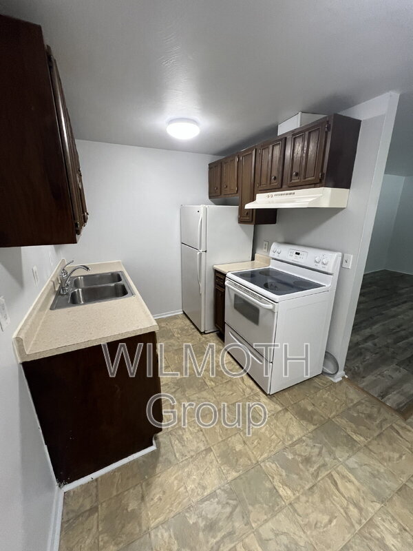 Building Photo - 306 Meadow Ave
