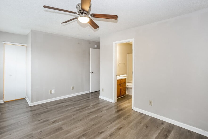 Building Photo - 1231 Willow Bridge Ct