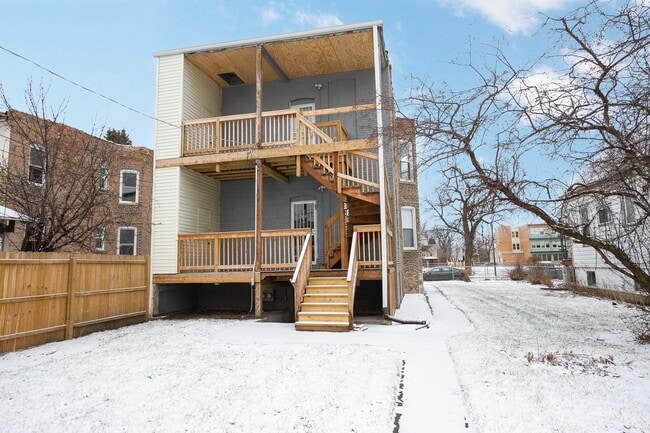 Building Photo - 7322 S Langley Ave