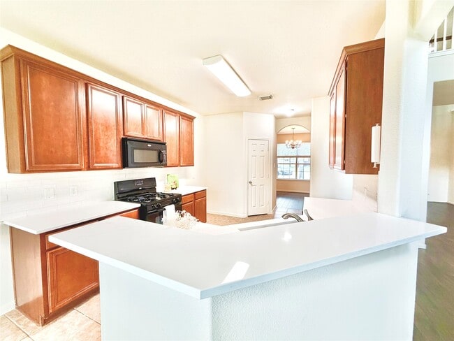 Building Photo - 25122 Southbriar Ln