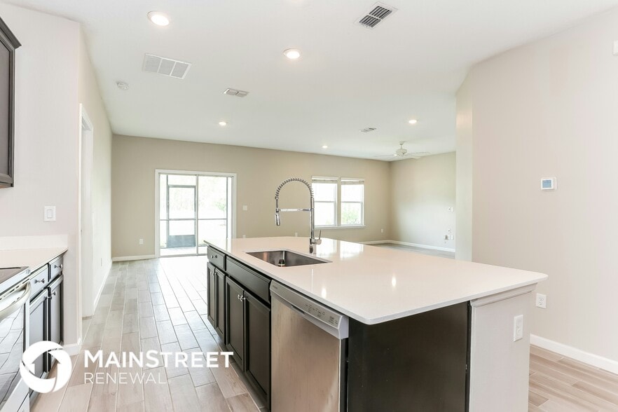 Building Photo - 9689 Lemon Grass Ln
