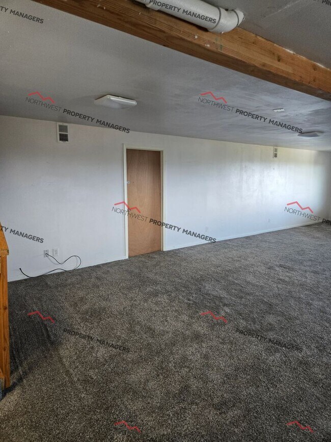 Building Photo - STATUS: *PENDING APPLICATION* R311 | $2195...