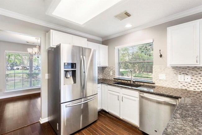 Building Photo - 62 S Dreamweaver Cir
