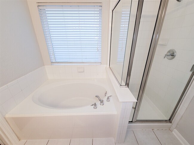 Building Photo - 7243 Crimson Sky Dr