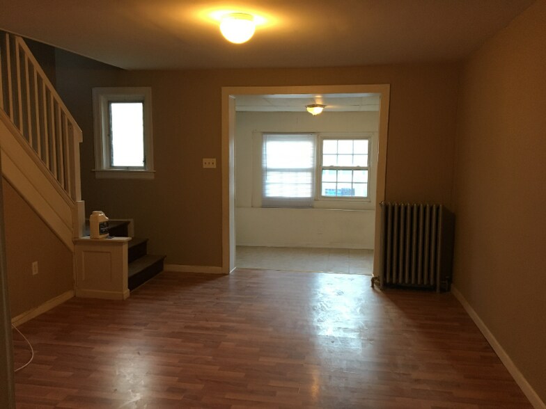 Building Photo - 4619 Kraydor St