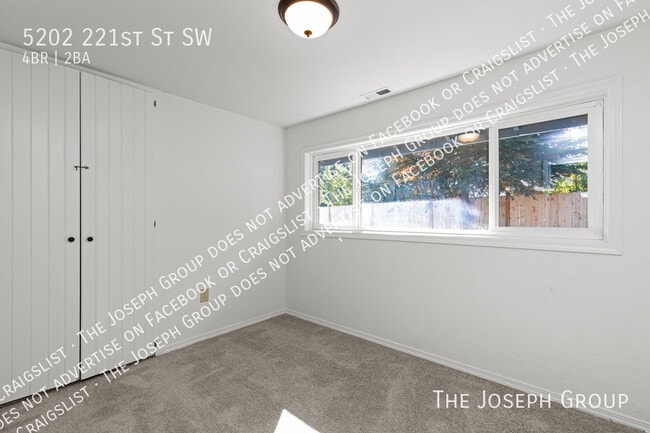 Building Photo - 5202 221st St SW