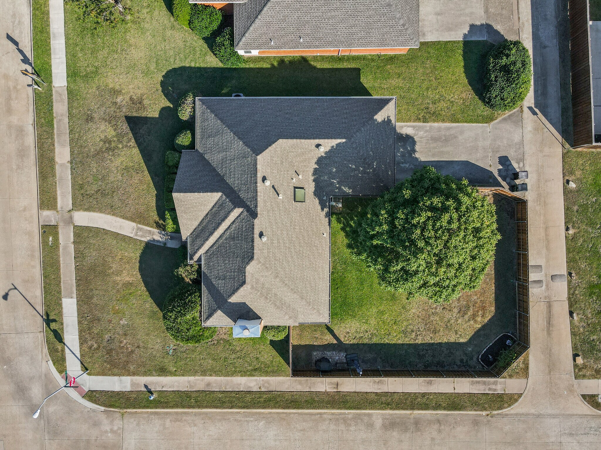 Building Photo - 1412 Seabrook Dr