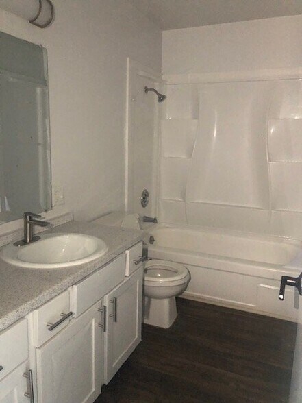 Building Photo - 13011 12th Ave SW