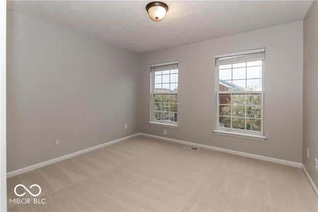 Building Photo - 11840 Harvard Ln