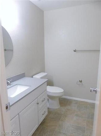 Building Photo - 1654 Justin Cir
