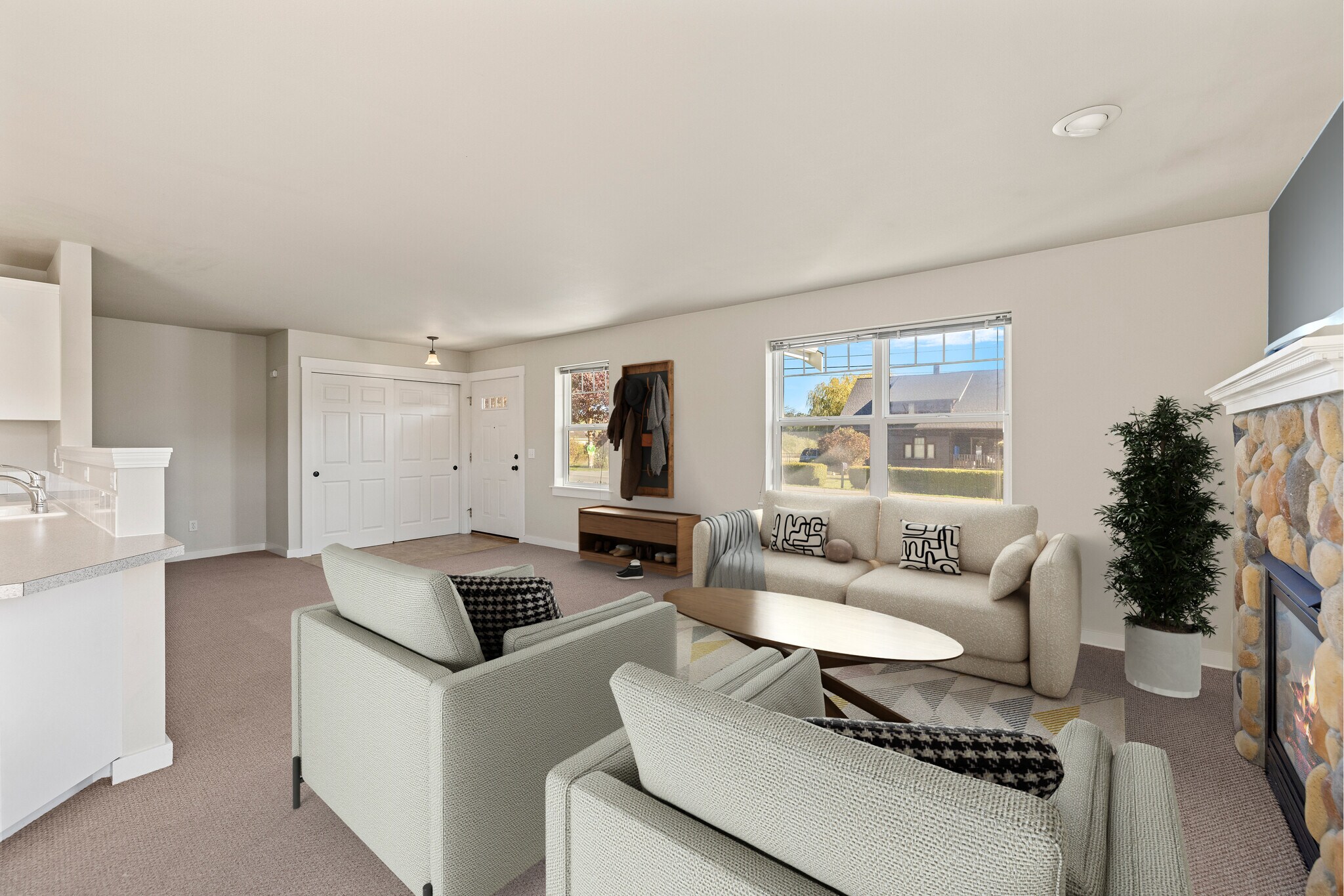 Living Room - 306 S Main St