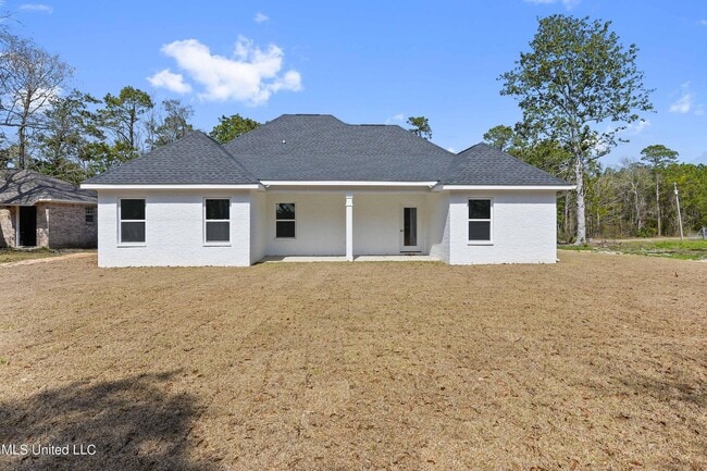 Building Photo - 9493 W Palm Ln