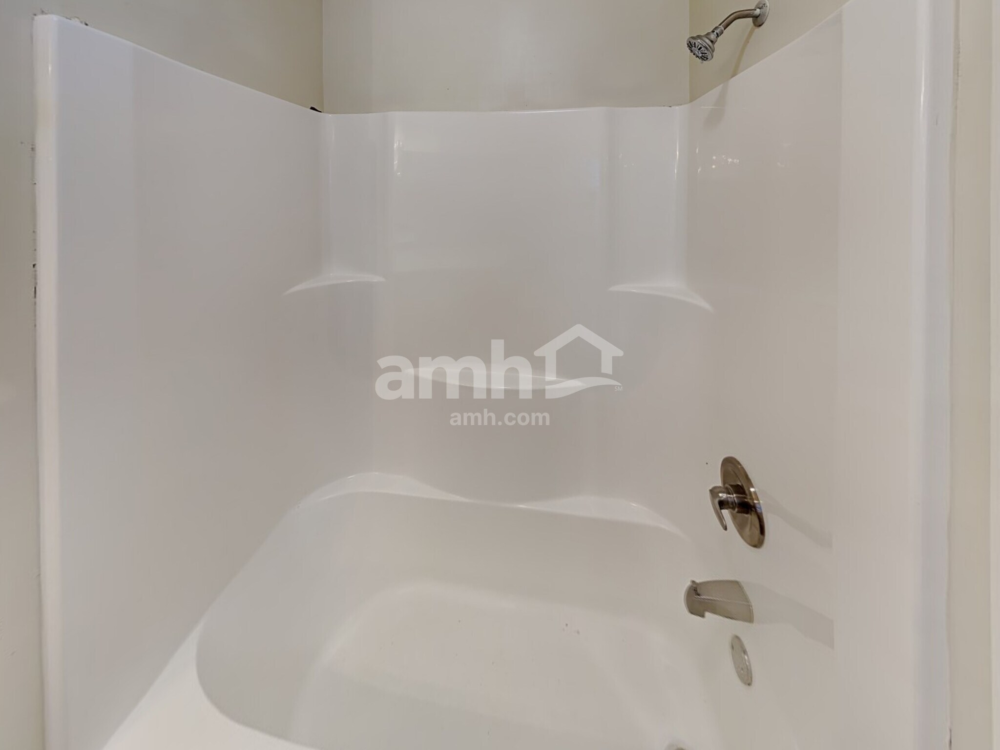 Building Photo - 140 Abbey Rd