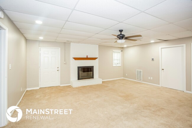 Building Photo - 9820 Pollie Little Ln